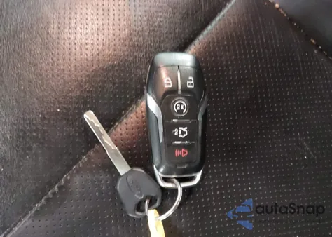 2016 Ford Explorer Sport из США, поврежденный, VIN 1FM5K8GT7GGA25666